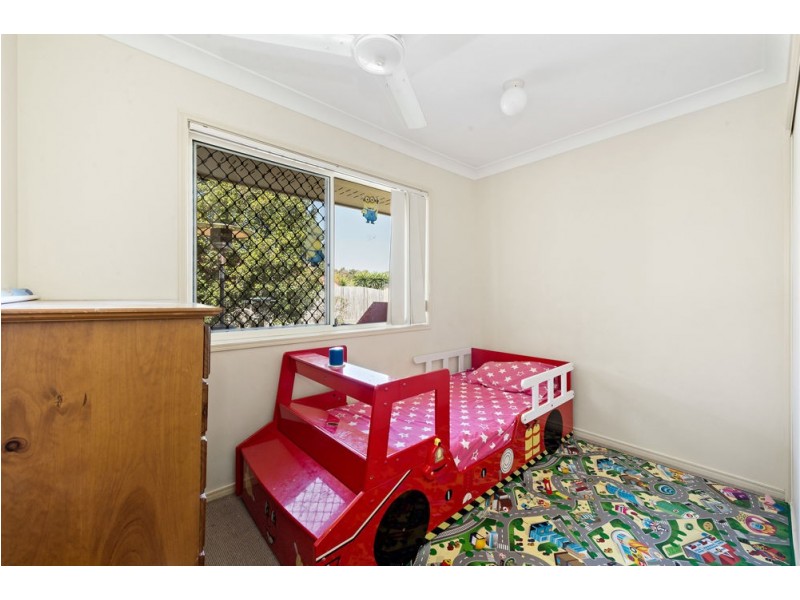 32 Willandra Parade, North Lakes QLD 4509