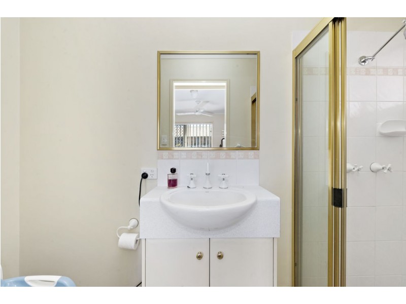 32 Willandra Parade, North Lakes QLD 4509