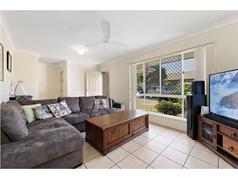 32 Willandra Parade, North Lakes QLD 4509