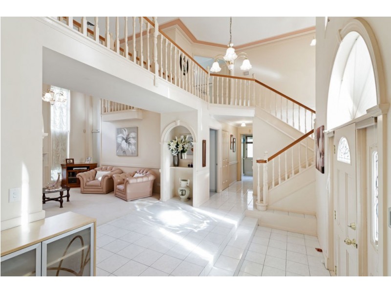 9 Quarrion Court, Warner QLD 4500