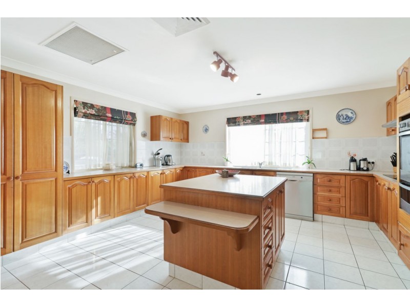 9 Quarrion Court, Warner QLD 4500