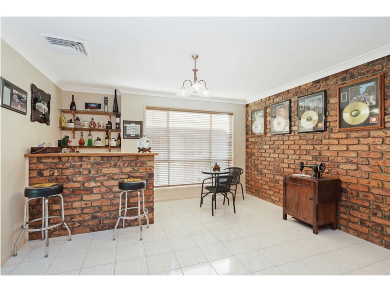 9 Quarrion Court, Warner QLD 4500