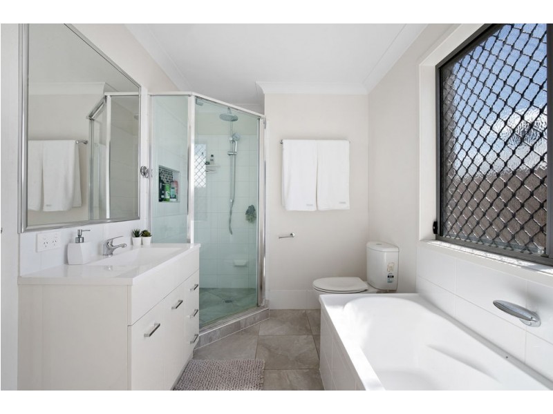 36 Cooloola Circuit, Warner QLD 4500