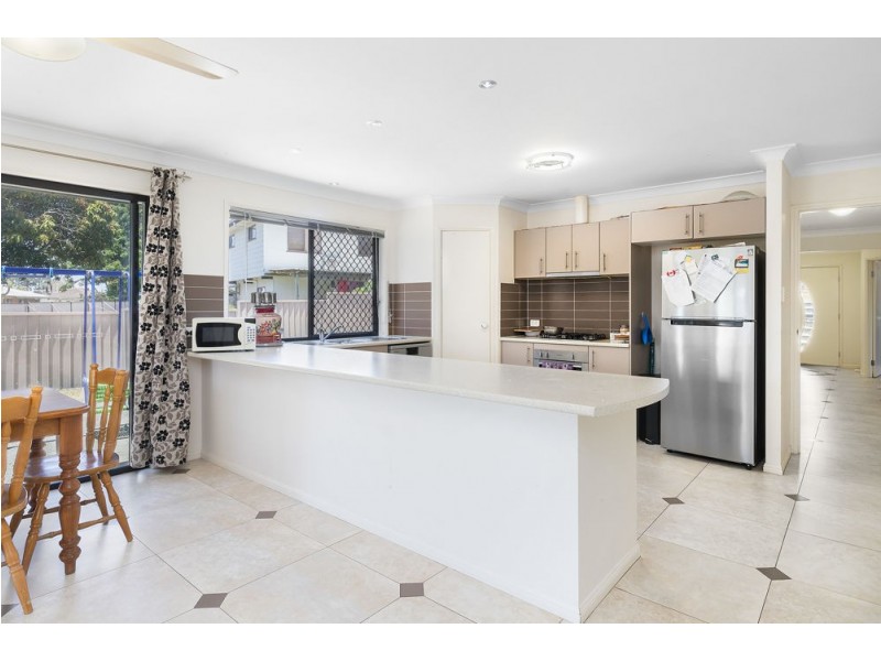 16 Brodiek Street, Strathpine QLD 4500