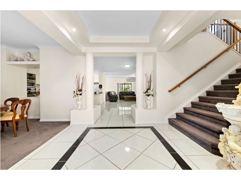 7 Hazelnut Close, Warner QLD 4500