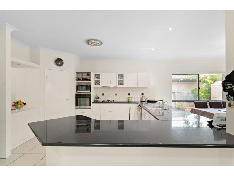 7 Hazelnut Close, Warner QLD 4500