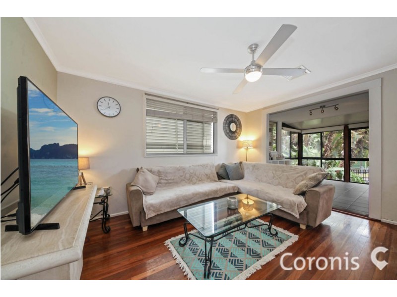 35 Pearl Street, Scarborough QLD 4020