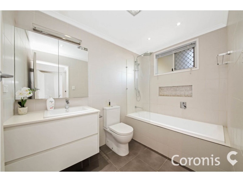 35 Pearl Street, Scarborough QLD 4020