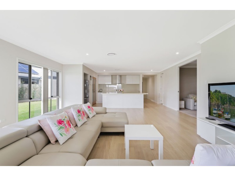 31 Keepit Court, Warner QLD 4500