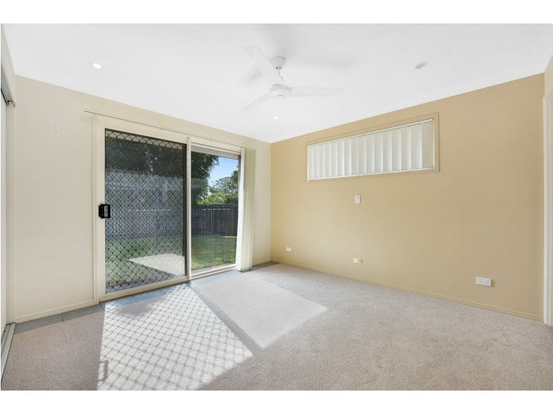 27 Paramount Drive, Warner QLD 4500