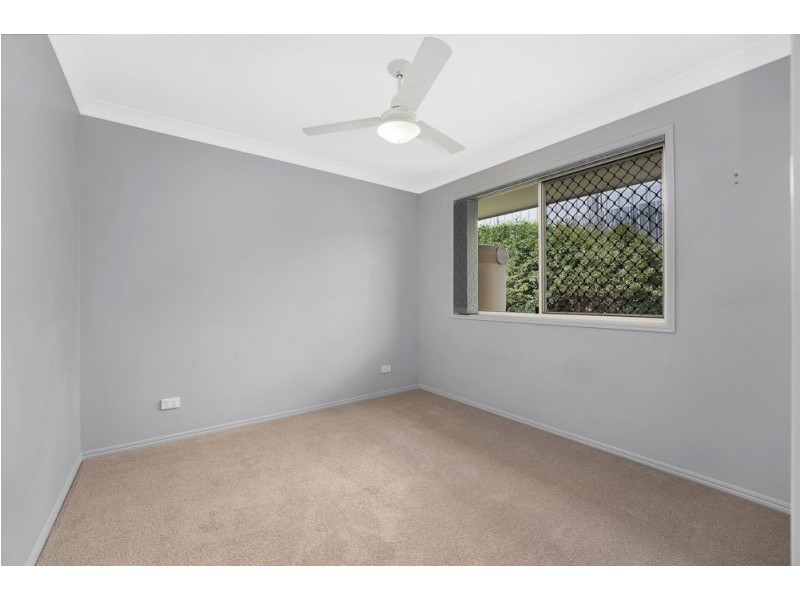 27 Paramount Drive, Warner QLD 4500