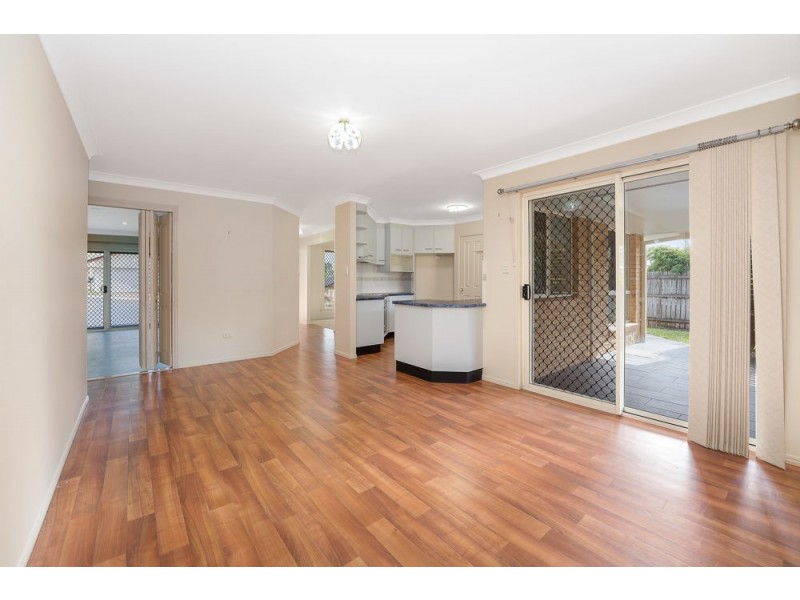 27 Paramount Drive, Warner QLD 4500