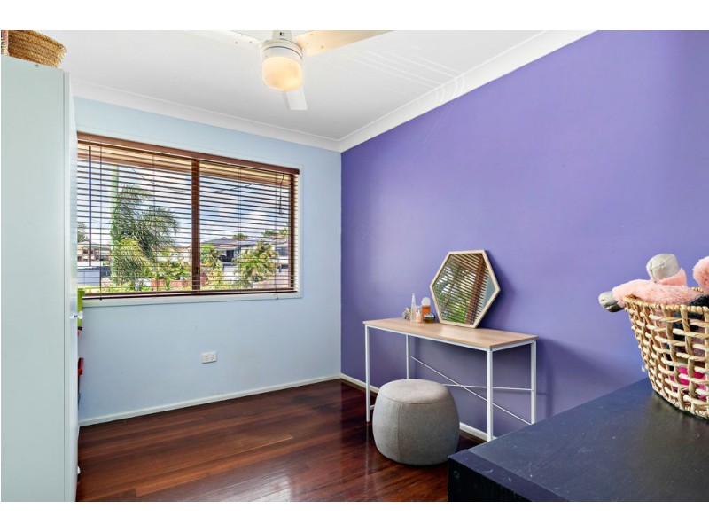 1 Arran Court, Strathpine QLD 4500