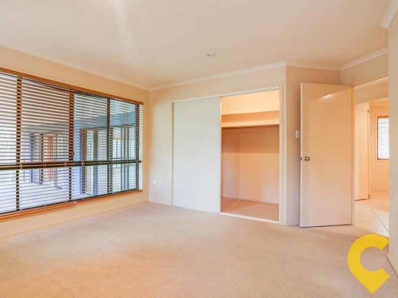 5 Talisman Court, Eatons Hill QLD 4037