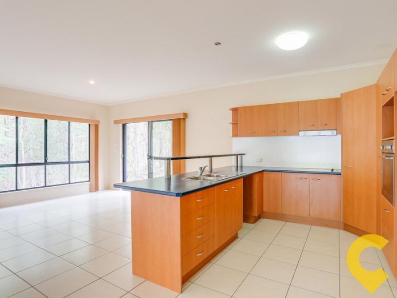 5 Talisman Court, Eatons Hill QLD 4037