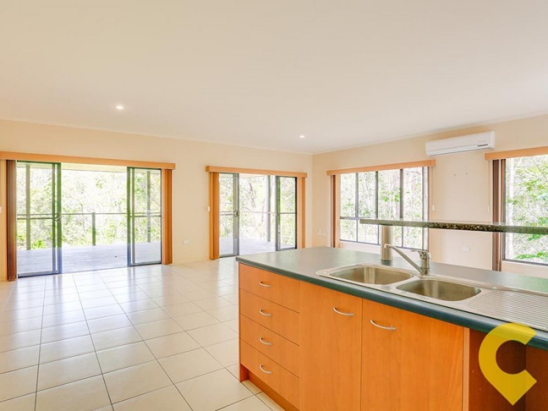5 Talisman Court, Eatons Hill QLD 4037