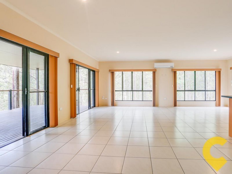 5 Talisman Court, Eatons Hill QLD 4037