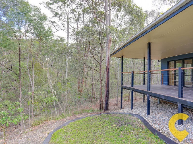 5 Talisman Court, Eatons Hill QLD 4037