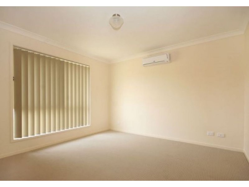 20 Bolte Crescent, Kallangur QLD 4503