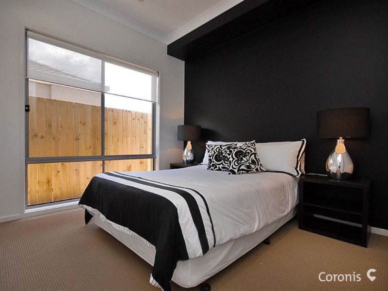 8 Glider Street, North Lakes QLD 4509