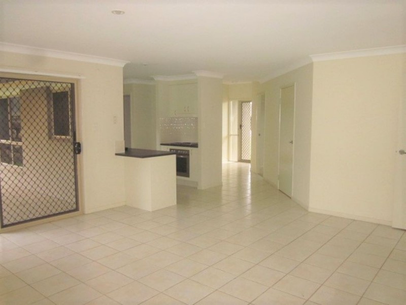 9 Hillary Drive, Warner QLD 4500