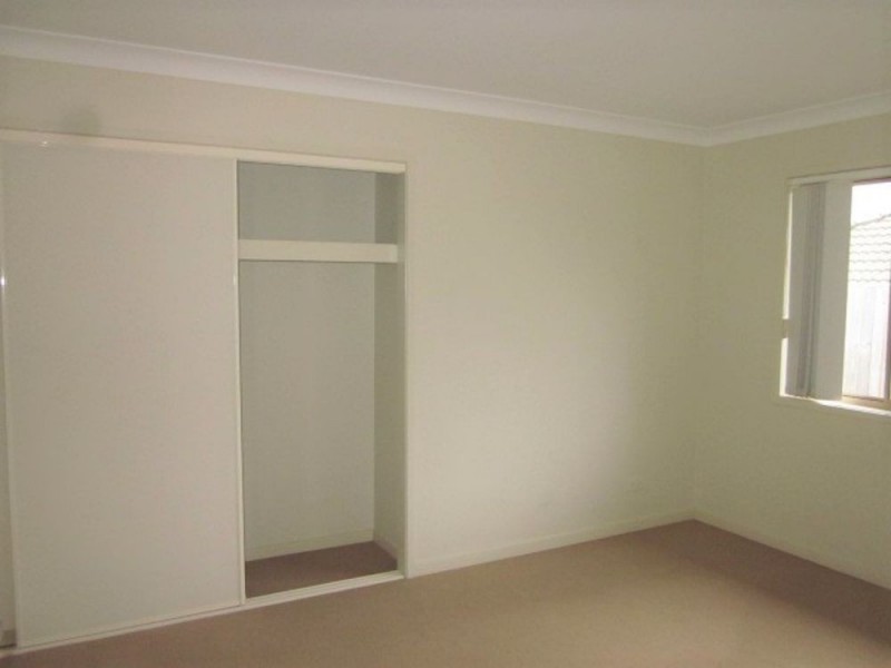 9 Hillary Drive, Warner QLD 4500