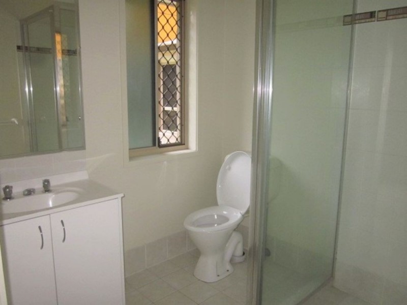 9 Hillary Drive, Warner QLD 4500