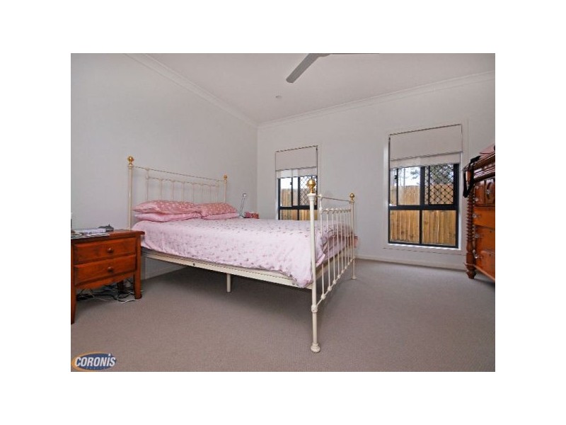 16 Oakwood Drive, Warner QLD 4500