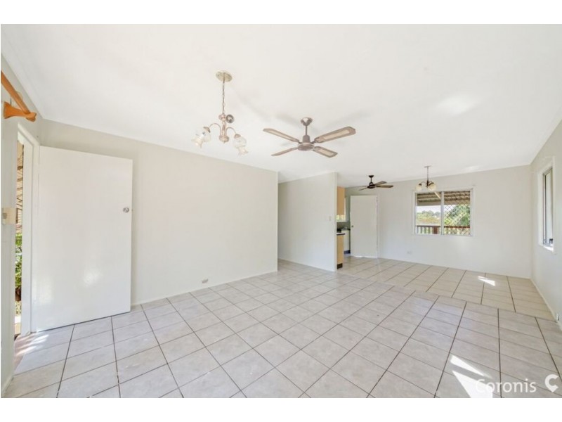 1204 Anzac Avenue, Kallangur QLD 4503