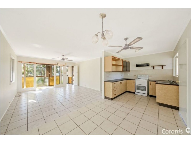 1204 Anzac Avenue, Kallangur QLD 4503