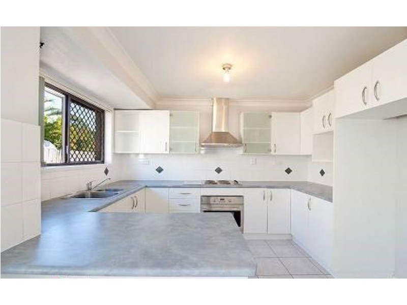 5 Kookaburra Street, Kallangur QLD 4503