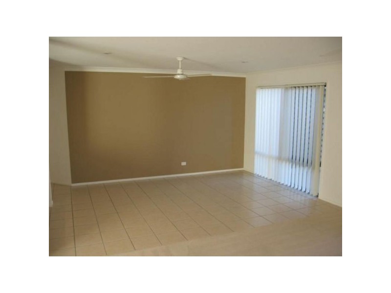 22 Diamond Avenue, Kallangur QLD 4503