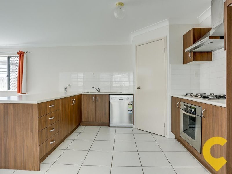 37 Castlewellan Circuit, Warner QLD 4500