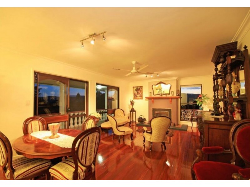 73 Greggs Road, Samford Valley QLD 4520