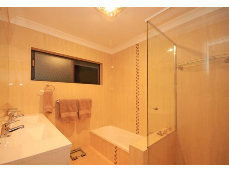 73 Greggs Road, Samford Valley QLD 4520