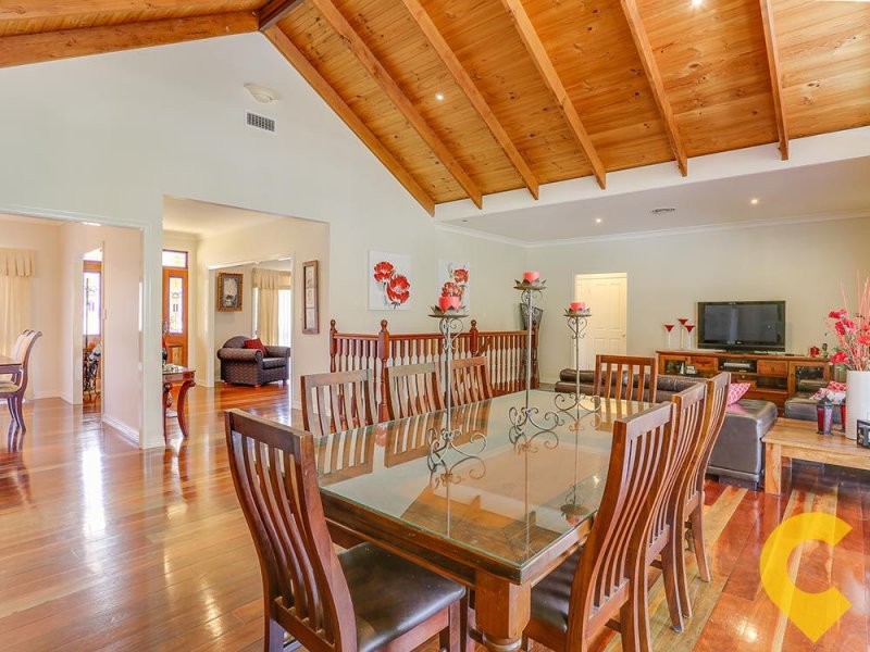 3 Creekwood Court, Warner QLD 4500