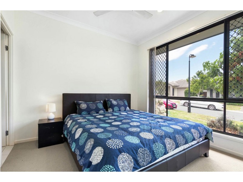 7 Cascades Street, North Lakes QLD 4509