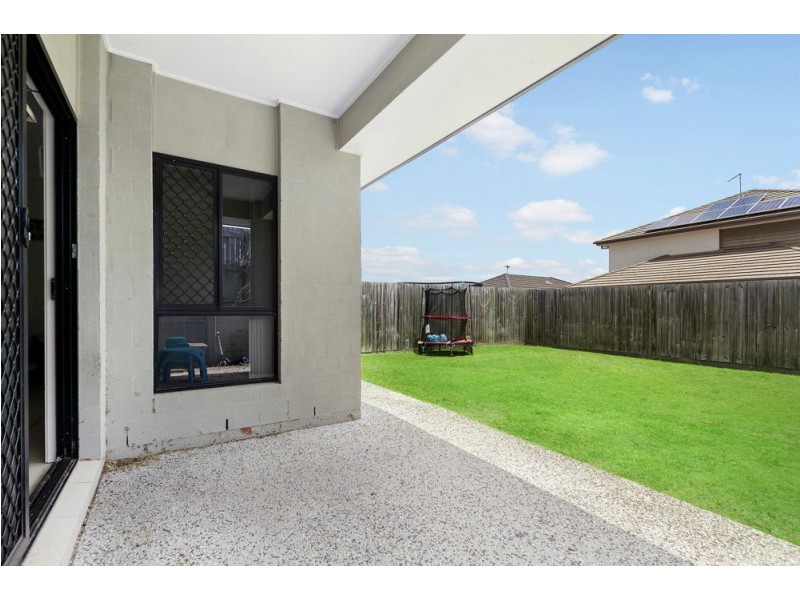 7 Cascades Street, North Lakes QLD 4509