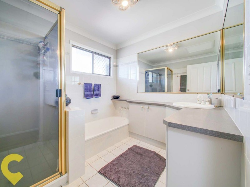 5 Dobson Drive, Strathpine QLD 4500