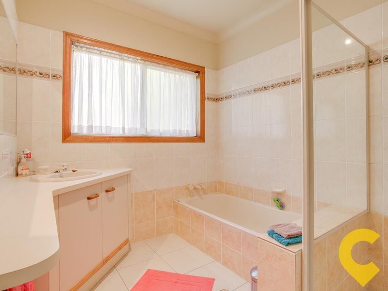 9 Lindale Court, Cashmere QLD 4500