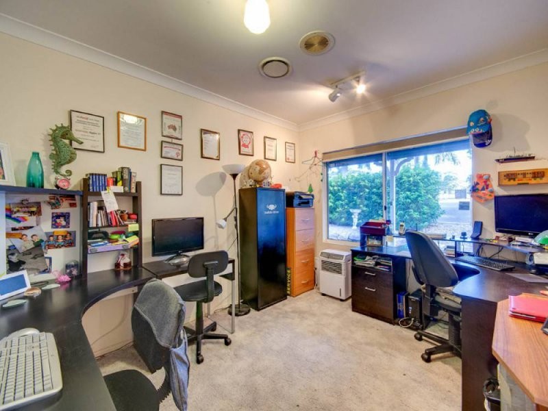 11 Byrnes Rd N, Joyner QLD 4500