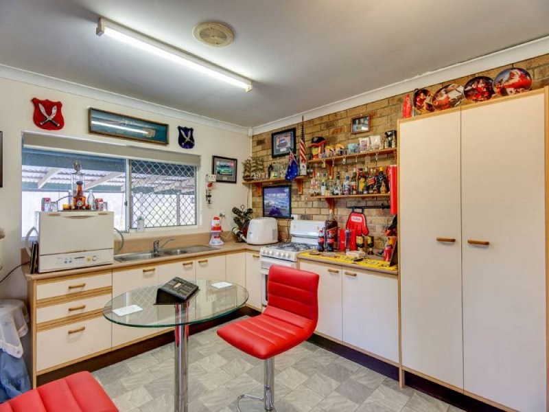 11 Byrnes Rd N, Joyner QLD 4500