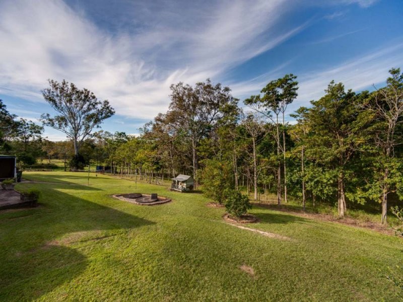 11 Byrnes Rd N, Joyner QLD 4500