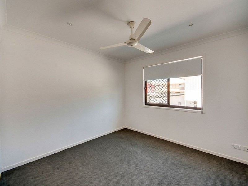 4/1 Slater Avenue, Lawnton QLD 4501