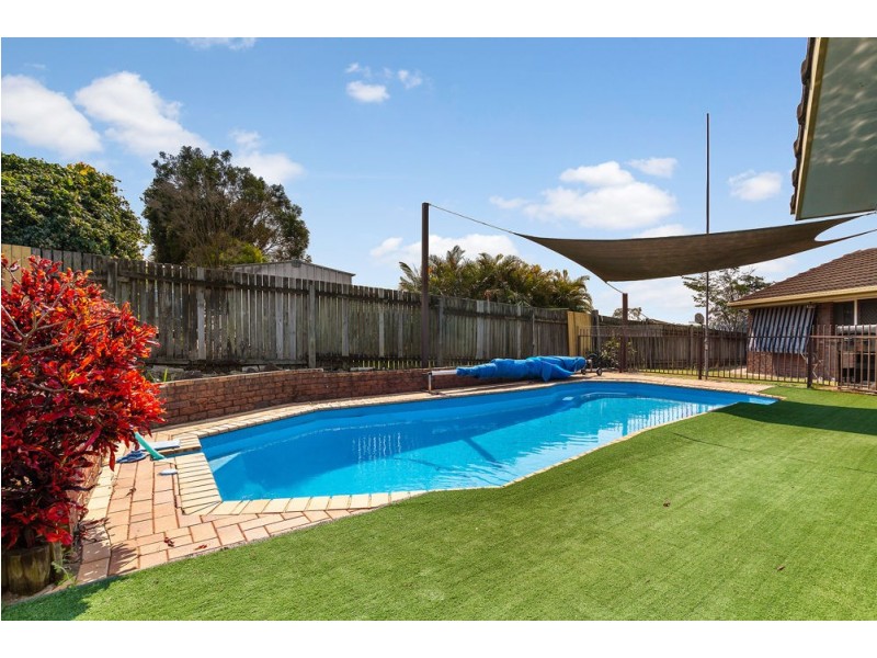 6 St Dominique Court, Petrie QLD 4502