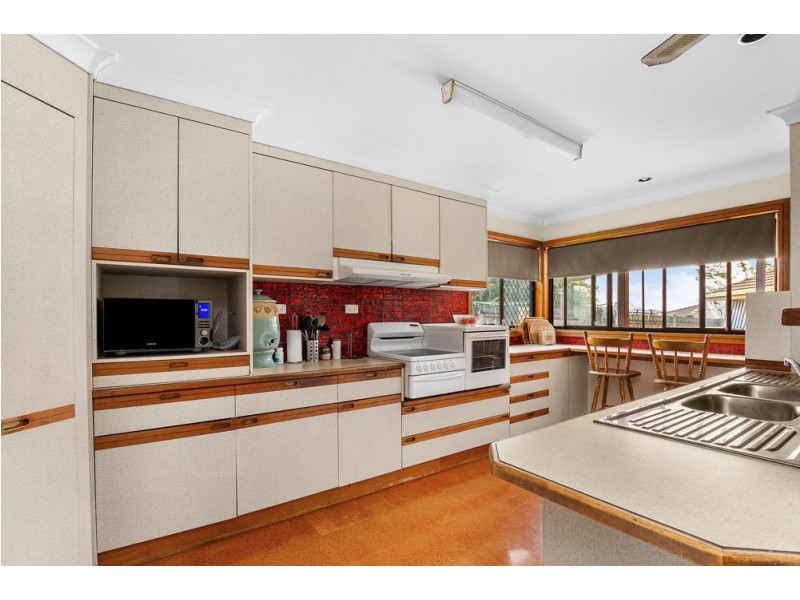 6 St Dominique Court, Petrie QLD 4502