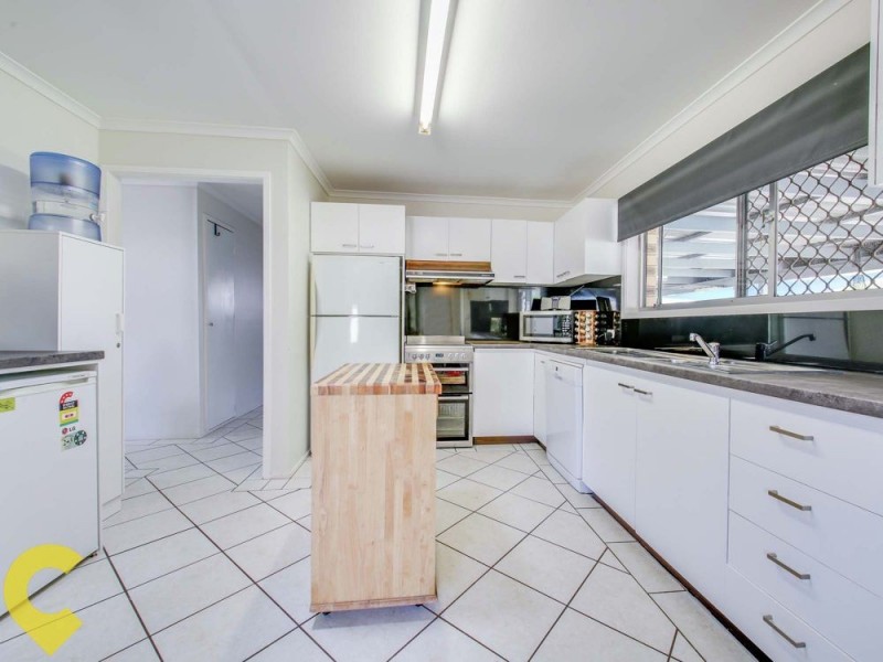 18 Wairoa Drive, Strathpine QLD 4500