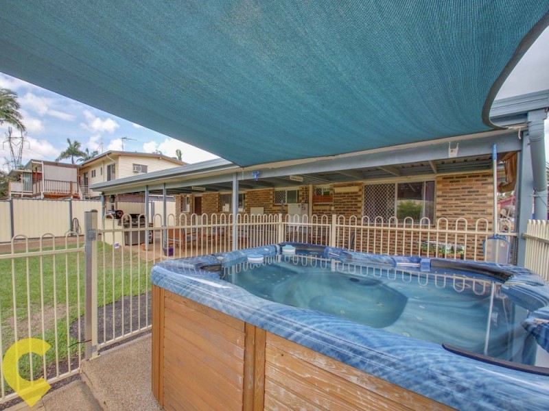 18 Wairoa Drive, Strathpine QLD 4500