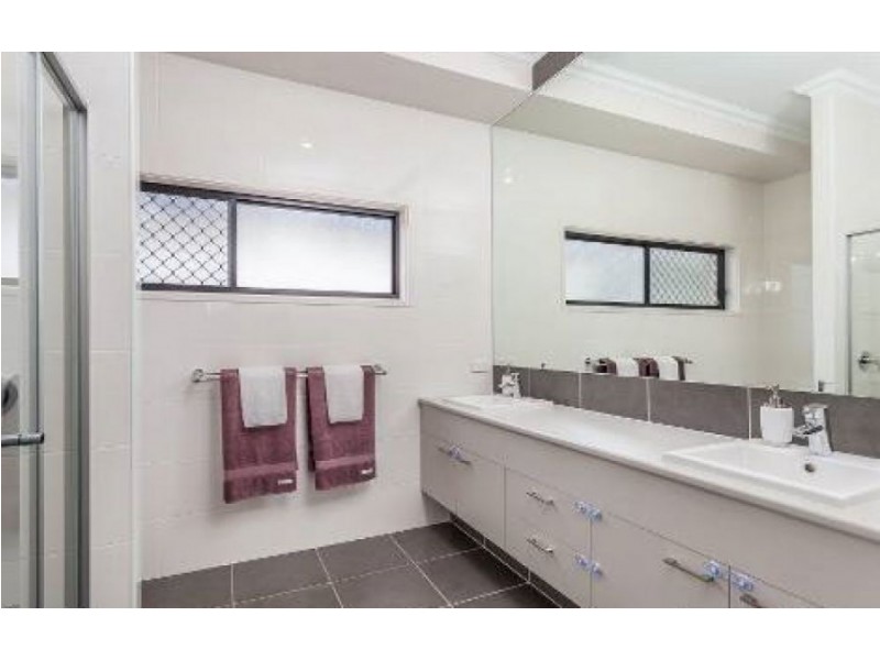 233 Ridley Road, Bridgeman Downs QLD 4035