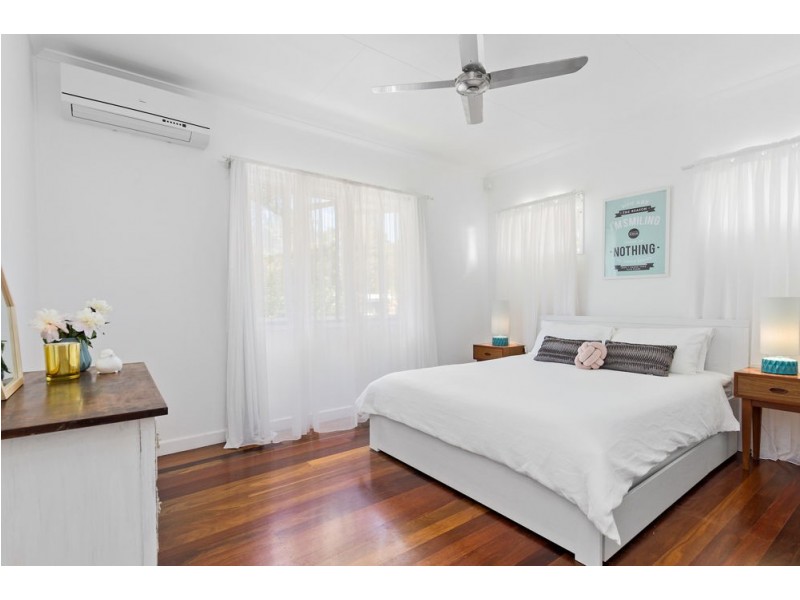 12 Cawdor Street, Arana Hills QLD 4054